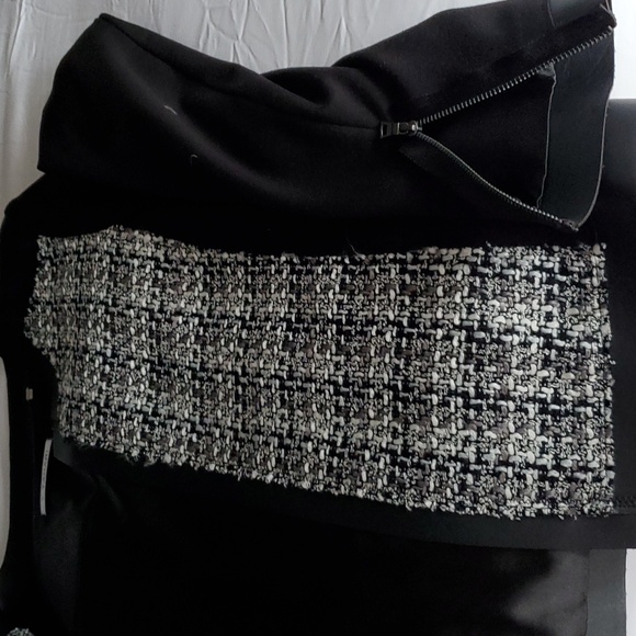 T Tahari - Jacket with leather trimming and black/white weave embroidery. - Picture 6 of 8
